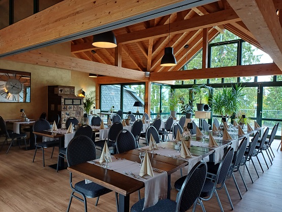 Wintergarten Berg & Spa Hotel Gabelbach im Thüringer Wald